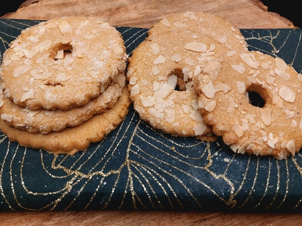 Kerstkransjes Groot Amandelschaafsel